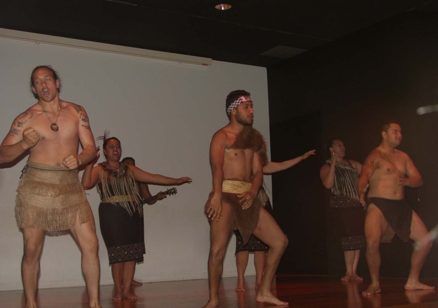 De Maories in New Zealand_90